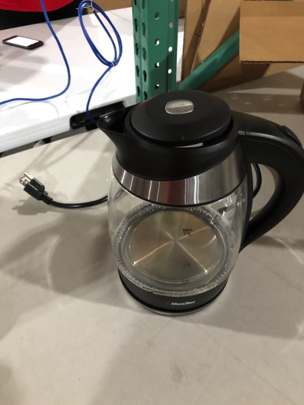 Photo 2 of Amazon Basics Electric Glass and Steel Hot Tea Water Kettle, 1.7-Liter (SEE NOTES)