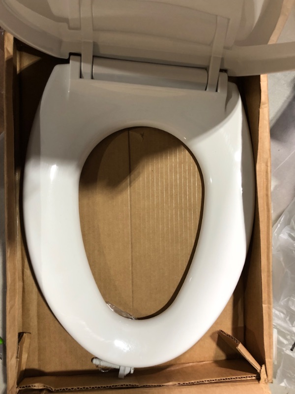 Photo 2 of [USED] Mayfair Slow Close Elongated White Molded Wood Toilet Seat