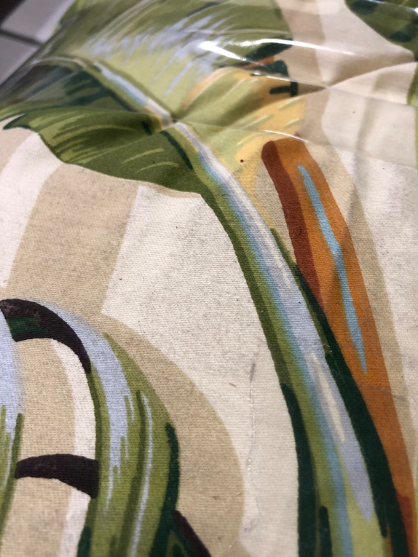 Photo 2 of [USED/MISSING] Tommy Bahama - King Comforter 
