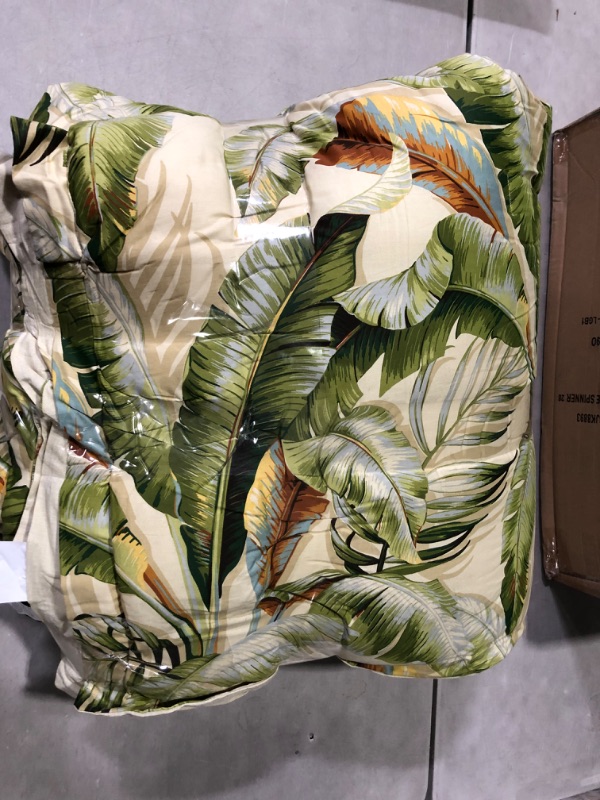 Photo 3 of [USED/MISSING] Tommy Bahama - King Comforter 