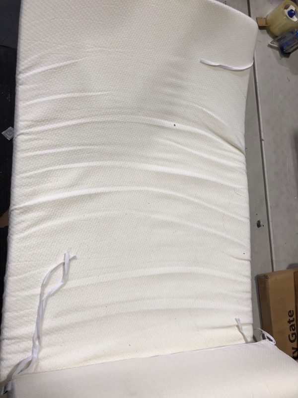 Photo 3 of [USED] Jamdok Cot Mattress Topper