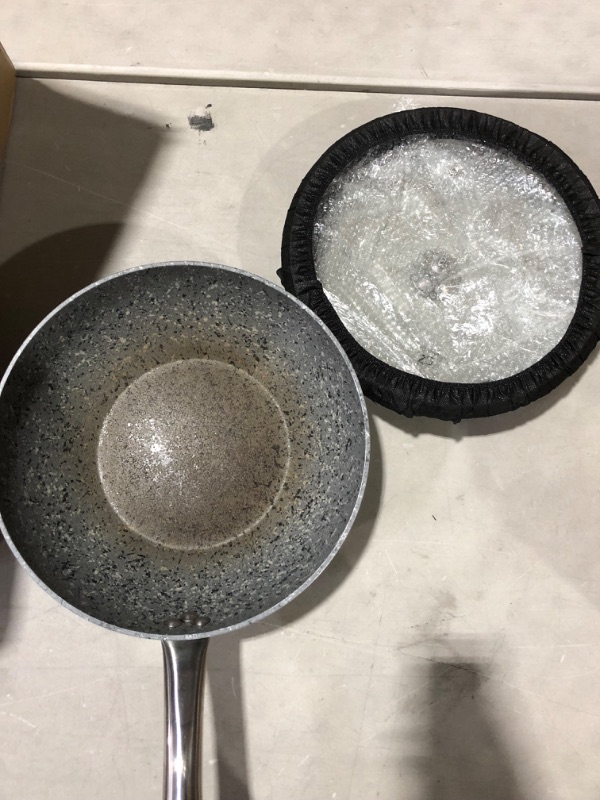 Photo 2 of [USED/DAMAGE] MICHELANGELO Wok Pan with Lid