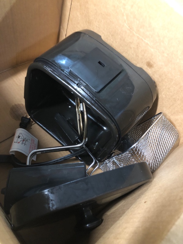 Photo 2 of **used**Amazon Basics 2 Liter Electric Deep Fryer, Black