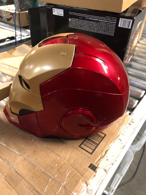 Photo 3 of Hasbro Iron Man Electronic Helmet Avengers Legends Gear