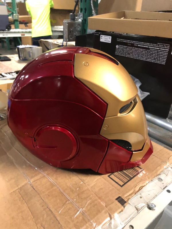 Photo 5 of Hasbro Iron Man Electronic Helmet Avengers Legends Gear