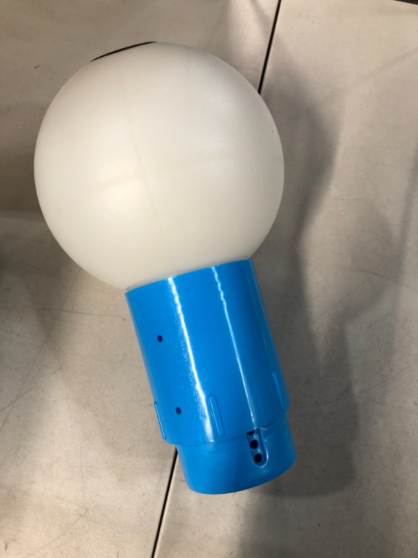 Photo 2 of [USED] GAME 12006-BB Solar Light up Globe Chlorinator, White