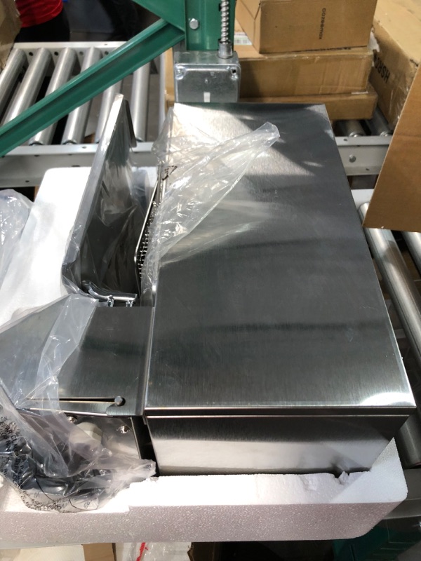 Photo 1 of CROSSON 240V Electric Deep Fryer ETL Listed with No-Assembling-Needed SUse,240V/3300W Commercial 15Lbs 