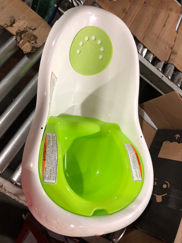 Photo 3 of Fisher-Price Baby Bath Tub, 4-in-1 Newborn to Toddler Tub