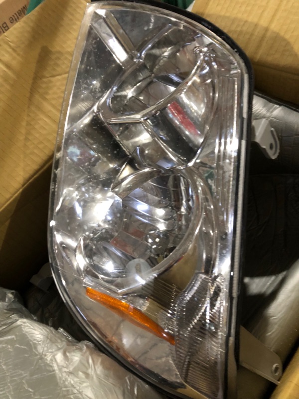 Photo 2 of Dorman 1592017 Driver Side Headlight Assembly Compatible with Select Toyota Models