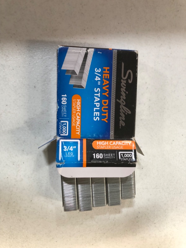 Photo 2 of Swingline Staples, Heavy Duty, 3/4" Length, 160 Sheet Capacity, 100/Strip, 1000/Box, 1 Pack (35319) , Silver