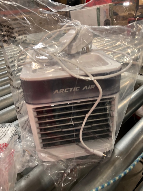 Photo 4 of [FOR PARTS, READ NOTES]
Arctic Air Pure Chill 2.0 Evaporative Air Cooler by Ontel - Powerful, Quiet, Lightweight and Portable Space Cooler with Hydro-Chill Technology 
