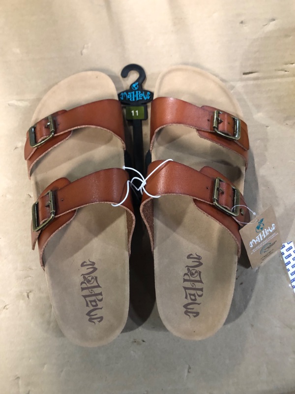 Photo 1 of Malibu Women's Sandals, Size 11