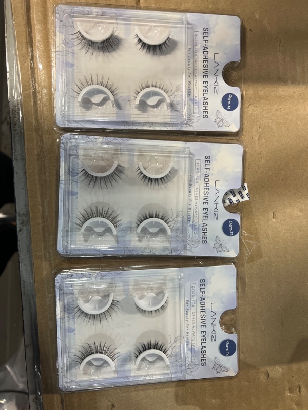 Photo 1 of eyelash bundle