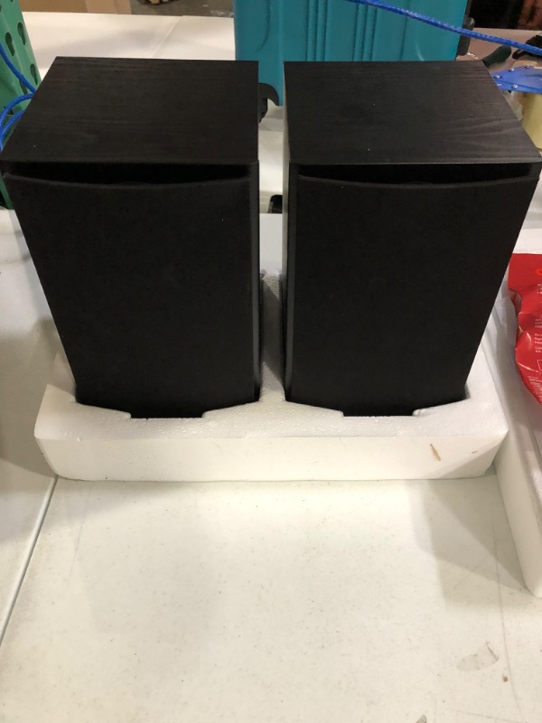 Photo 2 of Polk Audio T15 Bookshelf Speakers Pair Black