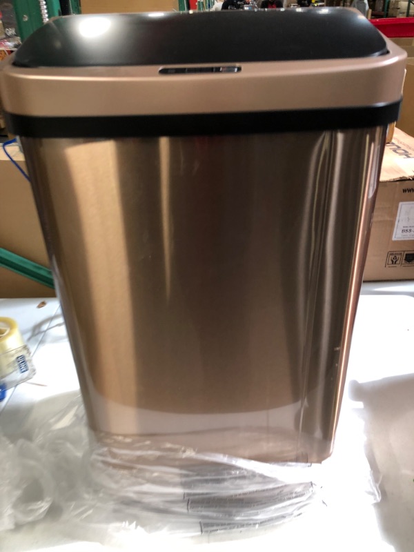 Photo 2 of **SEE NOTES**
iTouchless 13 Gallon Extra-Wide Stainless Steel Automatic Sensor Touchless Trash Can - Rose gold