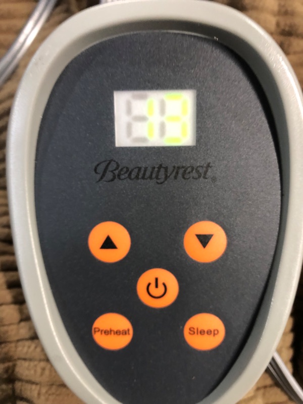 Photo 4 of -USED-Beautyrest Electric Blanket Luxurious Micro Fleece, Fast Heating, Auto Shut Off, 20 Level Heat Setting Controller, Queen, Brown