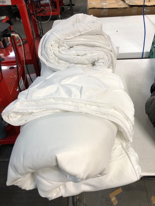 Photo 3 of -USED-Amazon Basics Pinch Pleat All-Season Down-Alternative Comforter Bedding Set - King, Bright White Bright White King Bedding Set