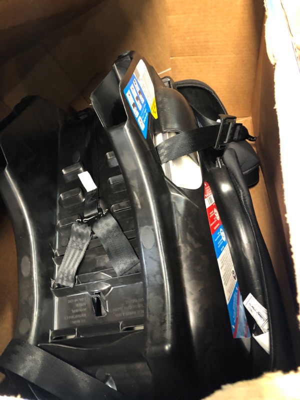 Photo 1 of Cosco Onlook 2-in-1 Convertible Car Seat, Rear-Facing 5-40 pounds and Forward-Facing 22-40 pounds and up to 43 inches, Black Arrows