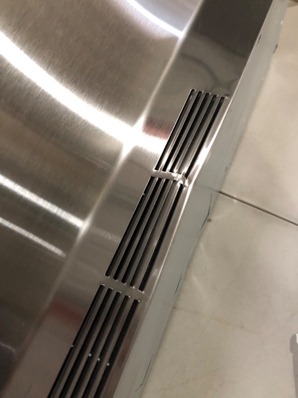 Photo 5 of Broan-NuTone 414204 42 Inch Under Cabinet Range Hood, Stainless Steel **Damaged