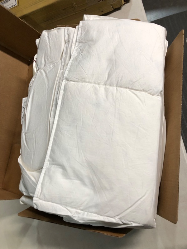 Photo 3 of **USED/SEE NOTES** Homyrium Goose Feather Down Comforter Twin Size (68x90, 32 Oz) White