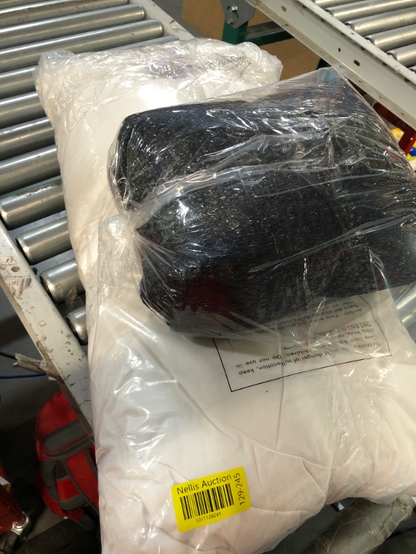 Photo 1 of 2 PILLOWS & OUTDOOR MESH SCREEN