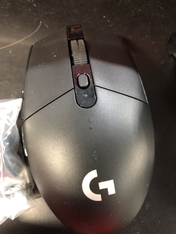 Photo 5 of Logitech G305 LIGHTSPEED Wireless Gaming Mouse Black