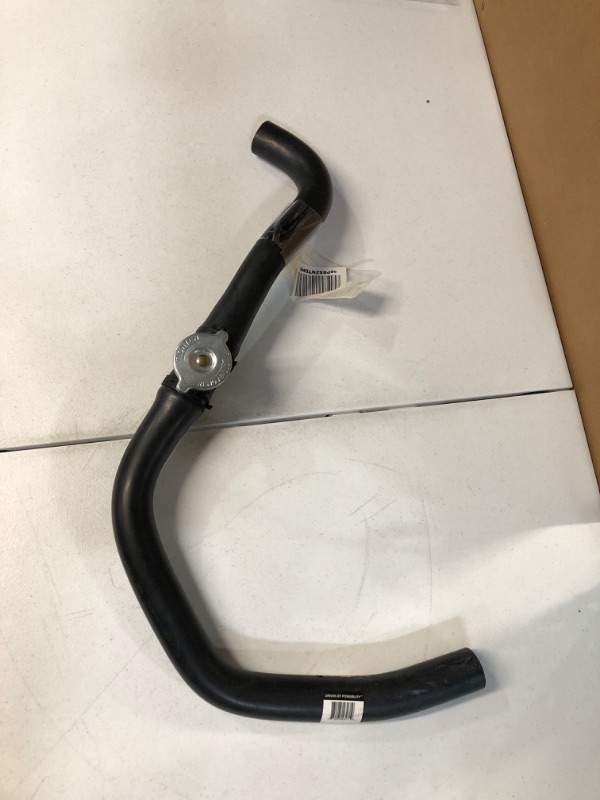 Photo 2 of Gates 23578 Molded Coolant Hose