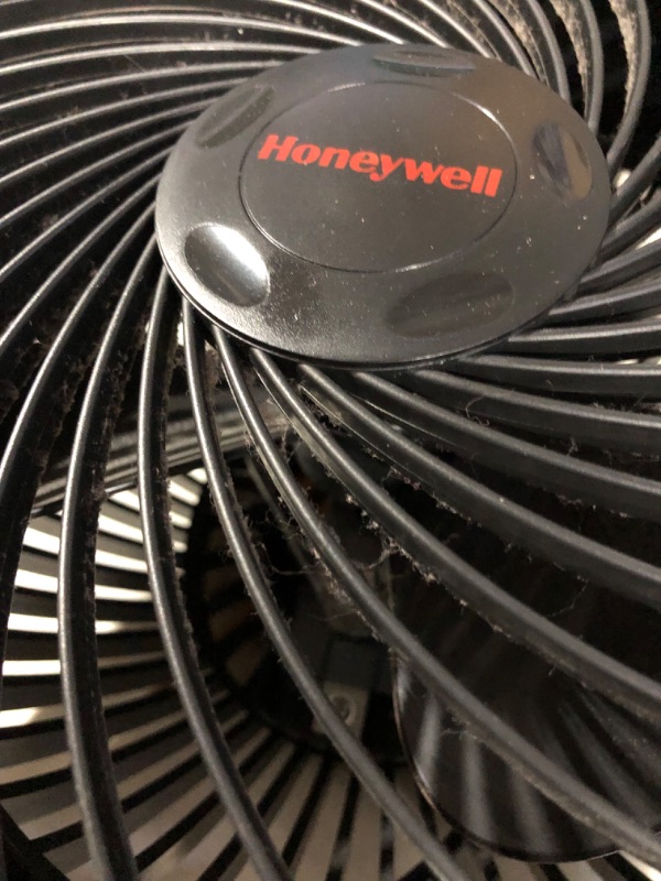 Photo 3 of [USED] Honeywell TurboForce Air Circulator Fan Black, Small