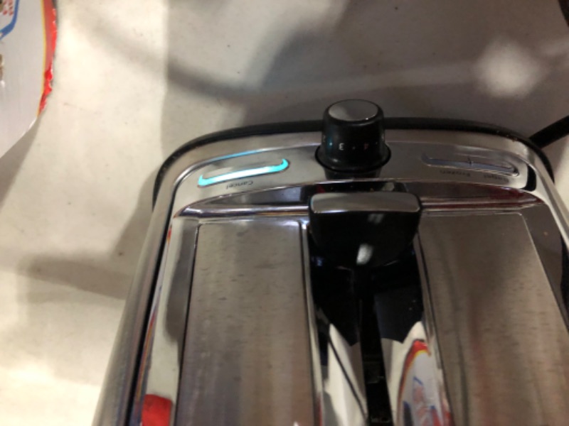 Photo 2 of [USED] Oster 2-Slice Toaster 