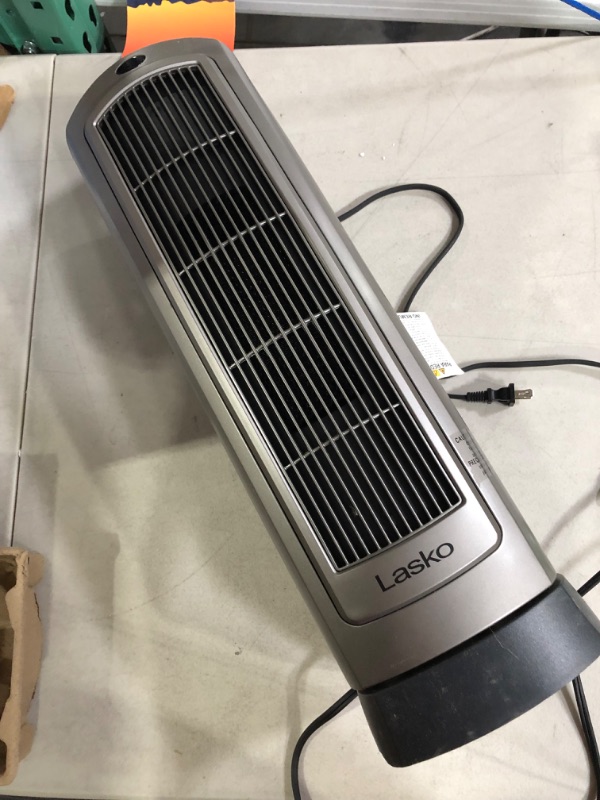 Photo 5 of [USED]Lasko Oscillating Digital Ceramic Tower Heater