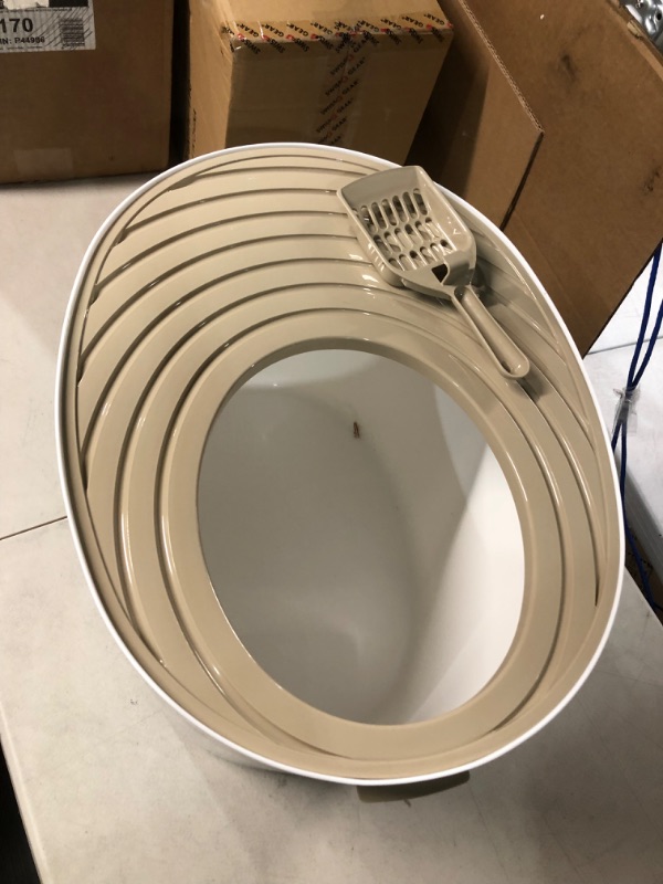 Photo 2 of **USED** IRIS USA Large Stylish Round Top Entry Cat Litter Box with Scoop, Curved Kitty Litter Pan with Litter Particle Catching Grooved Cover and Privacy Walls, White