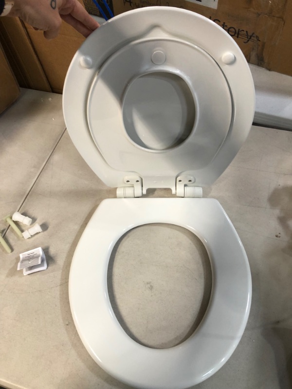 Photo 4 of *NEW* MAYFAIR 888SLOW 000 NextStep2 Toilet Seat with Built-In Potty Training Seat, Slow-Close, Removable that will Never Loosen, ROUND, White