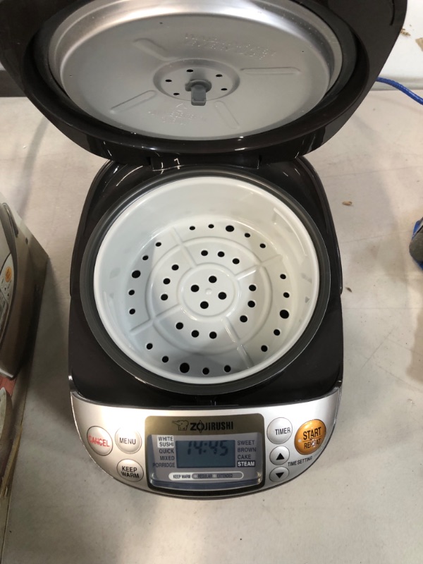 Photo 2 of *USED* Zojirushi NS-TSC10 5-1/2-Cup (Uncooked) Micom Rice Cooker and Warmer, 1.0-Liter 5.5 cups Rice Cooker