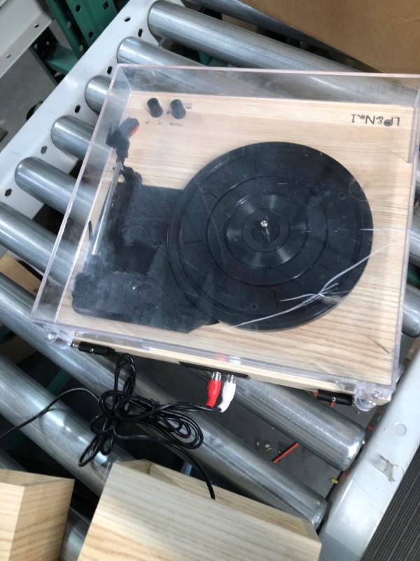 Photo 2 of Bluetooth Turntable Hi-fi System with Bookshelf Speakers, light Wood