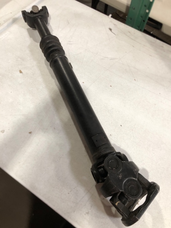 Photo 3 of Cardone 65-9106 Remanufactured Driveshaft Prop Shaft