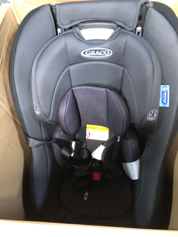 Photo 2 of [USED] Graco Contender Slim Convertible Car Seat, West Point