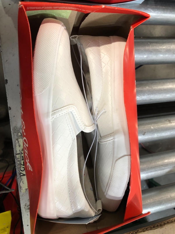 Photo 2 of cat & jack girls hailey sneakers white size 5