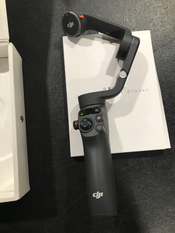 Photo 3 of DJI Osmo Mobile 6 Smartphone Gimbal