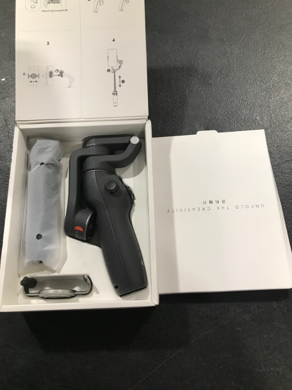 Photo 2 of DJI Osmo Mobile 6 Smartphone Gimbal