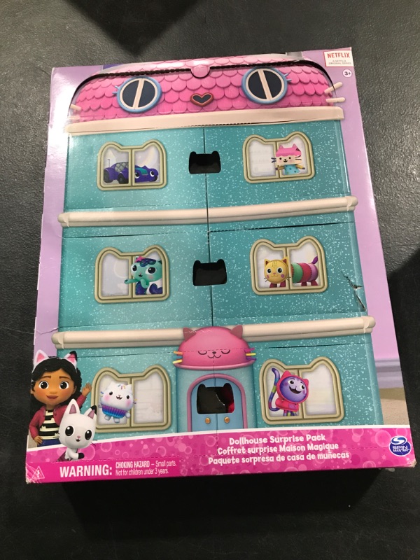 Photo 2 of Gabby's Dollhouse, Surprise Pack, (Amazon Exclusive) Toy Figures and Dollhouse Furniture, Kids Toys for Girls and Boys Ages 3 and up (Amazon Exclusive) Surprise 15 Pack