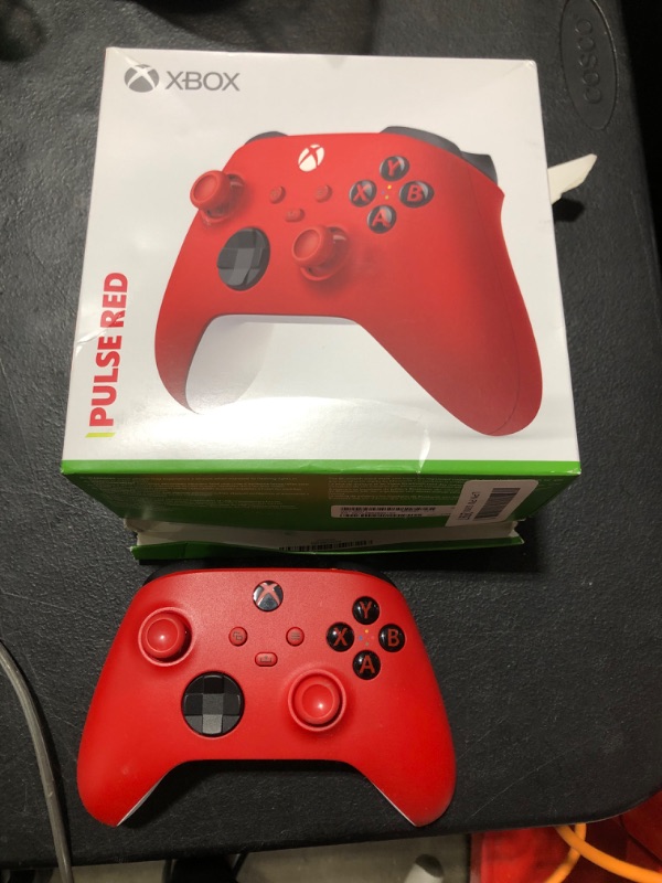 Photo 2 of Xbox Core Wireless Controller – Pulse Red