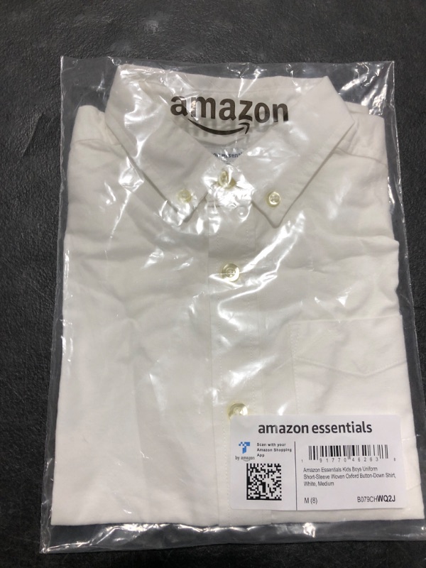 Photo 2 of Amazon Essentials Boys' Uniform Short-Sleeve Woven Oxford Button-Down Shirt Medium White