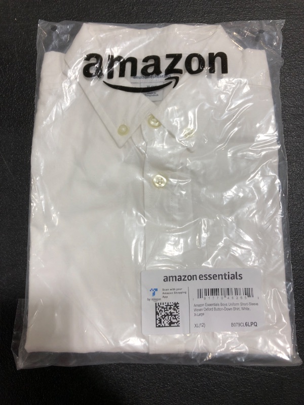 Photo 2 of Amazon Essentials Boys' Uniform Short Sleeve Woven Button Down Shirt X-Large White