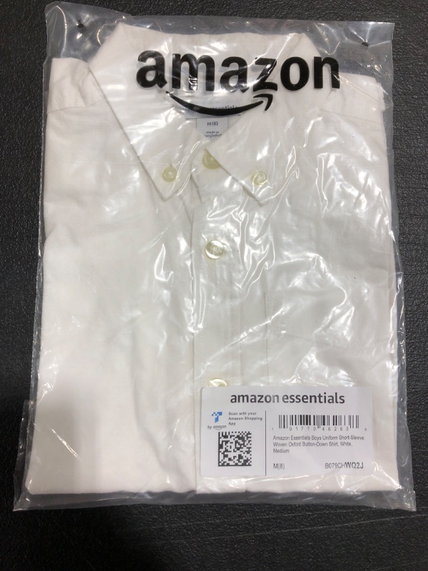 Photo 2 of Amazon Essentials Boys' Uniform Short-Sleeve Woven Oxford Button-Down Shirt Medium White