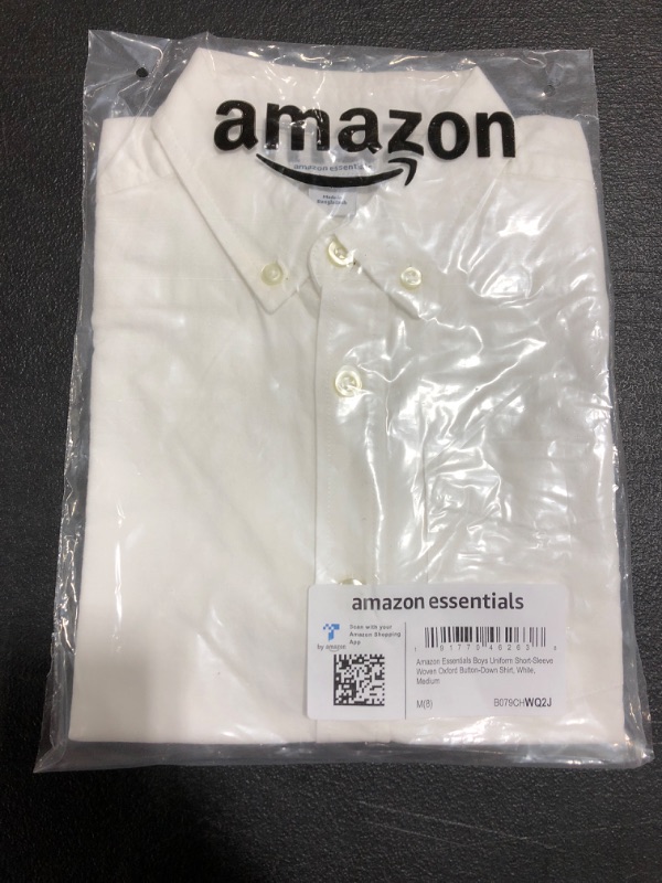 Photo 2 of Amazon Essentials Boys' Uniform Short-Sleeve Woven Oxford Button-Down Shirt Medium White