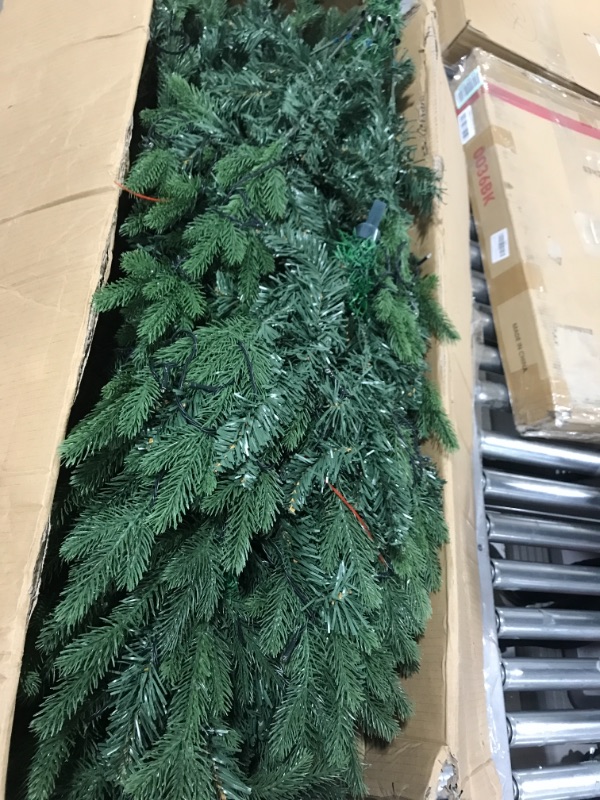 Photo 2 of 6FT Prelit Christmas Tree Artificial Christmas Tree with 240 LED Lights 784 Branch Tips Lighted Xmas Tree for Christmas Decorations 