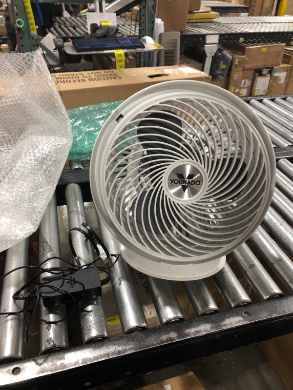 Photo 2 of Vornado 733DC Whole Room Energy Smart Air Circulator Fan, Made in USA, Variable Speed Control 733DC - Energy Smart Fan