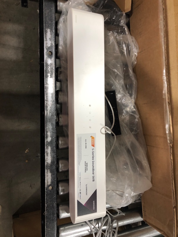 Photo 3 of FOR PARTS ONLY - SAMSUNG HW-S61B Amazon Exclusive 5.0ch All-in-One Wireless Soundbar w/Dolby Atmos, Q-Symphony, Built-in Center Speaker, Alexa Built-in, Bluetooth TV Connection, 2022(Amazon Exclusive) HW-S61B Soundbar