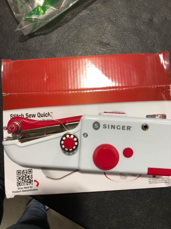 Photo 2 of SINGER 01663 Stitch Sew Quick Portable Mending Machine 1-Machine