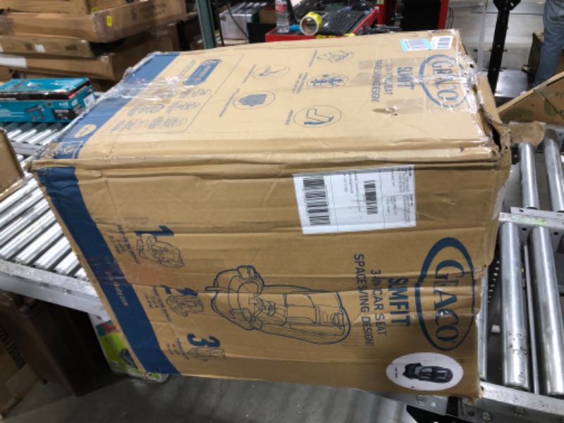Photo 1 of Graco - Slimfit All-in-One Convertible Car Seat, Darcie